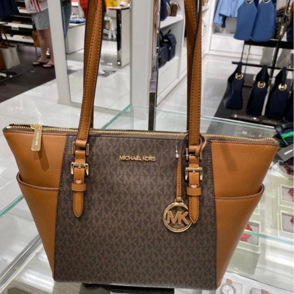 MK CHARLOTTE LG ZIP TOTE & LONG WALLET
